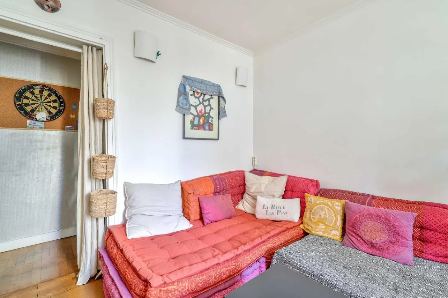 Apartamento Lovely 1Br Flat Near Voltaire Metro Station París