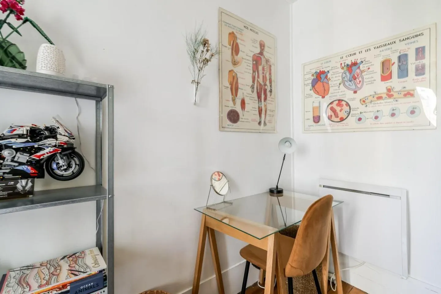 Lovely 1Br Flat Near Voltaire Metro Station París 0*,  Francia